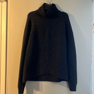 Kuhl Solace Sweater M Womens Ribbed Turtleneck Relaxed Fit Charcoal Slate Gray